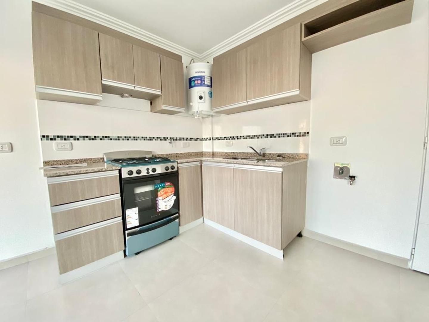 Los Pozos 254 , Piso 2