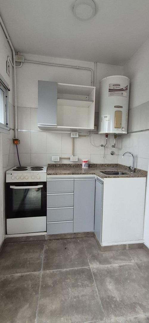 Depto Tipo Casa 2 ambientes con 1 baño