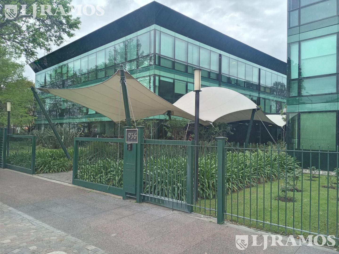 Alquiler de oficina de 278 m2 en Martínez