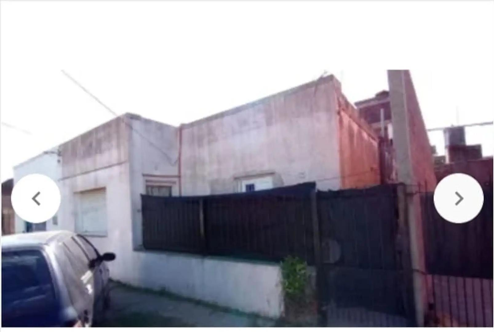 Don Torcuato  VENDO CASA   SUBDIVIDIDO TIPO PH