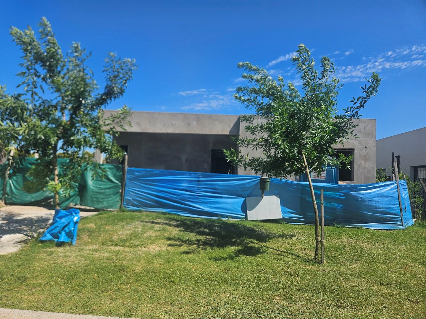 Casa en Venta en Pilar del Este - Santa Lucia, USD 210.000