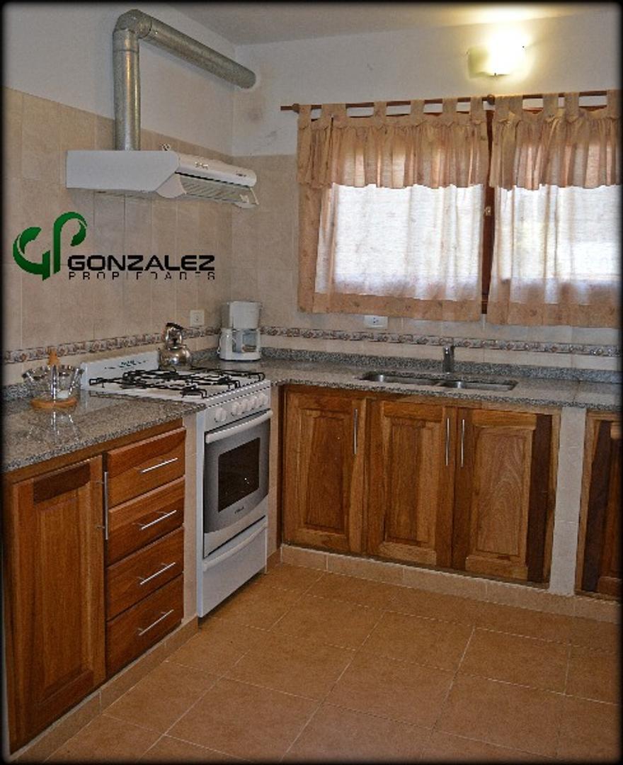 Departamento 3 ambientes con 2 baños