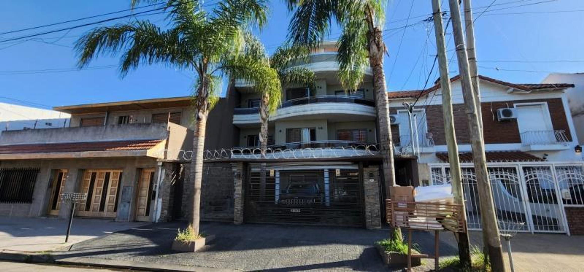 Departamento Monoambiente  en Venta en Ramos Mejia