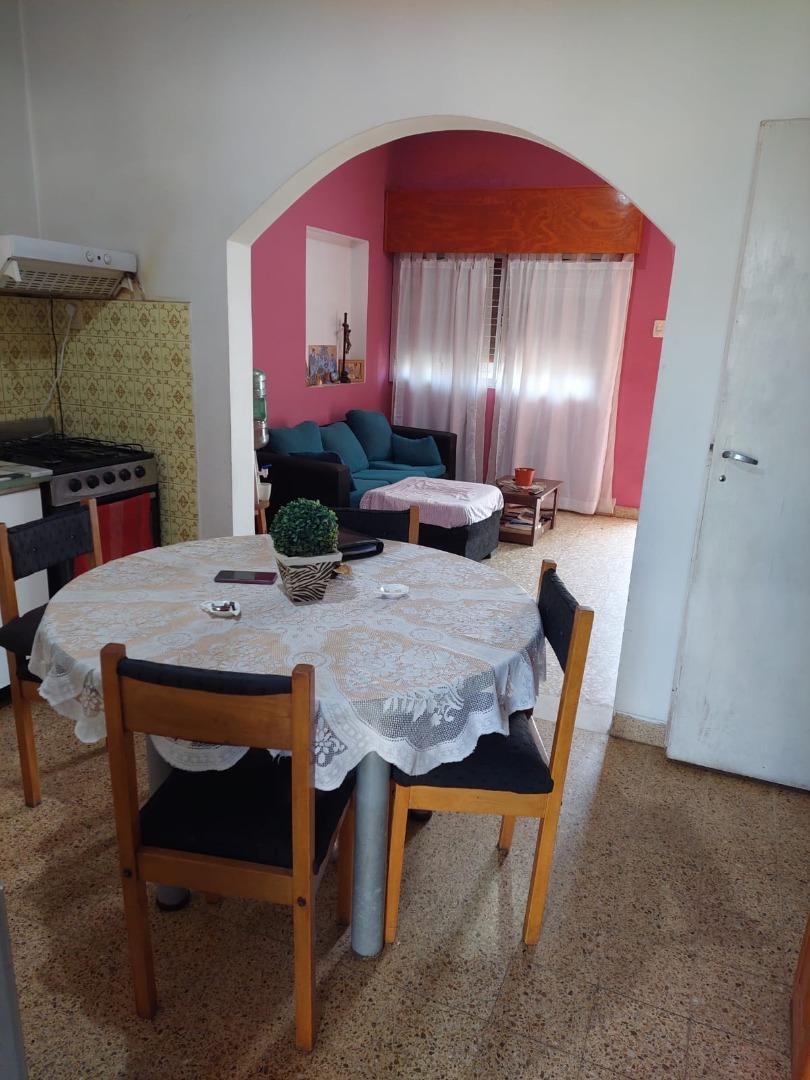 Casa en Venta en Adrogue, USD 95.000