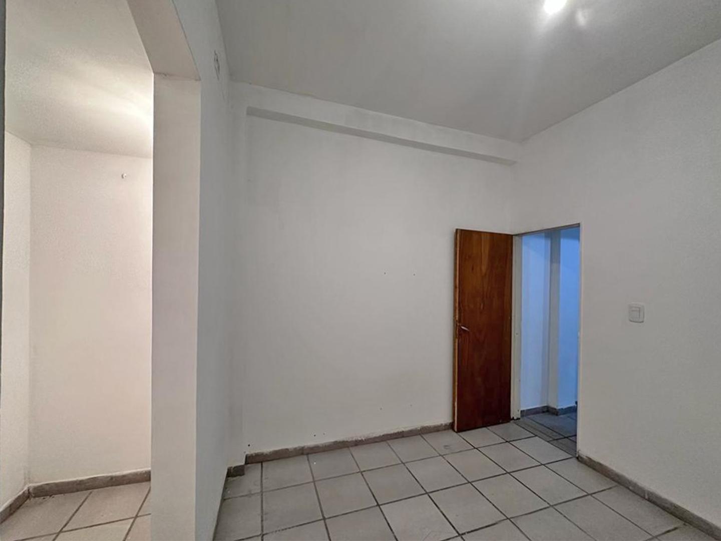 DEPARTAMENTO - 2 AMBIENTES - ITUZAINGO