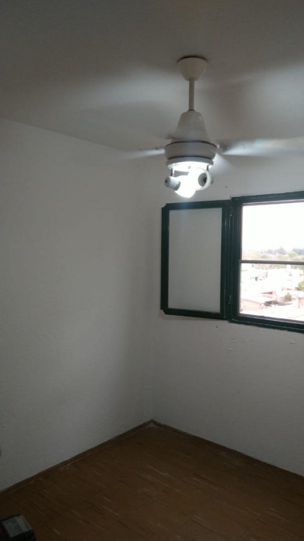 DEPARTAMENTO EN VENTA - BARRIO EL POZO