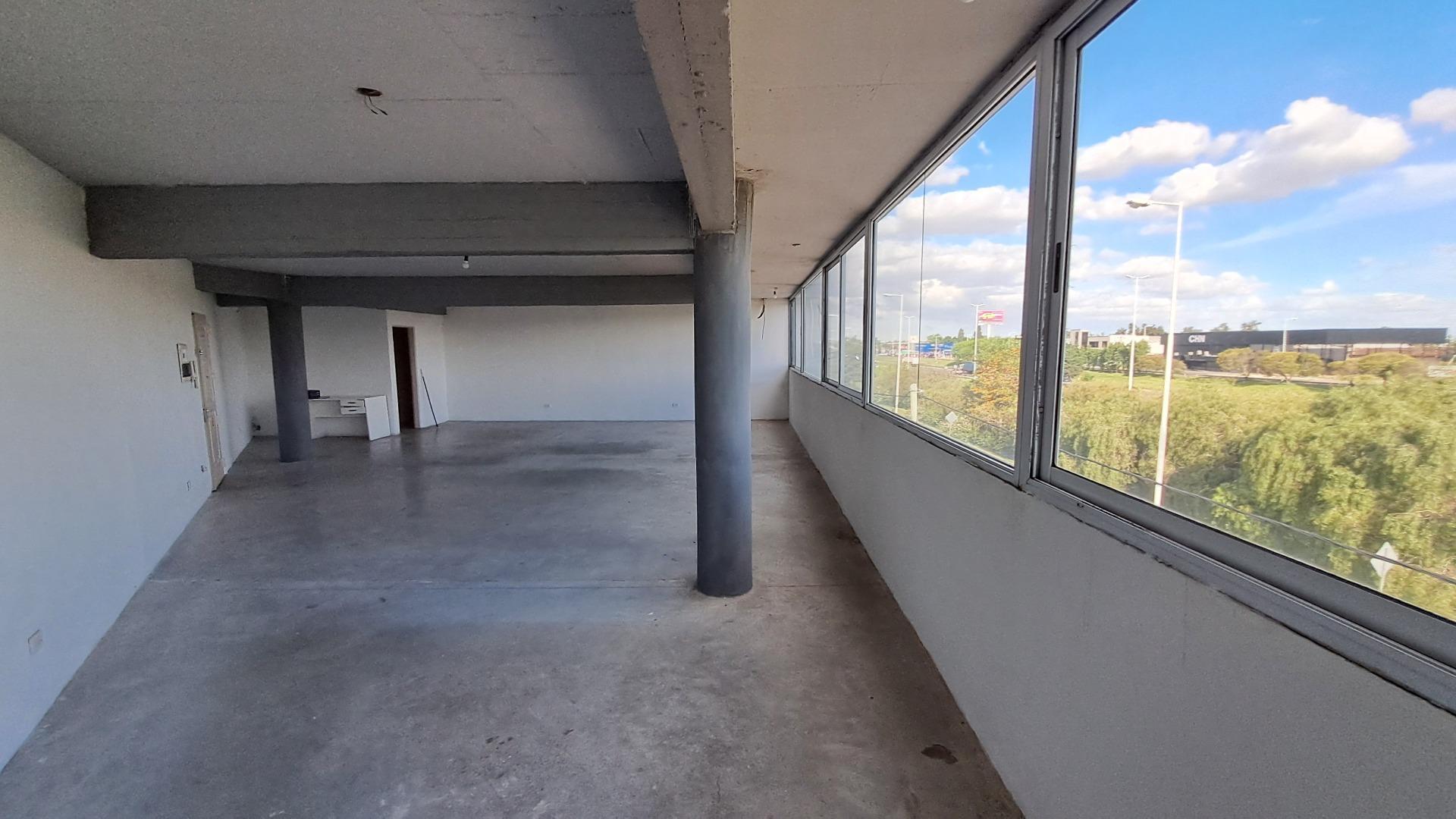 Oficina en Alquiler en Ituzaingo Norte, $ 600.000