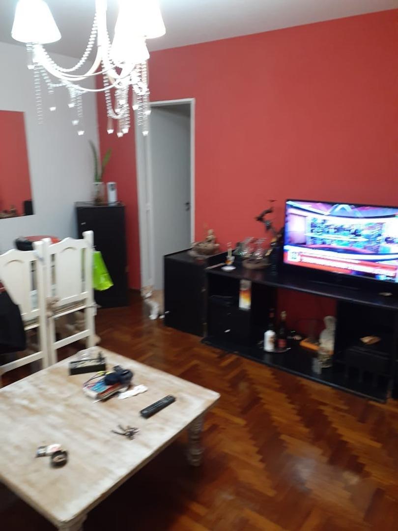 Roque Saenz Peña 300, Piso PB