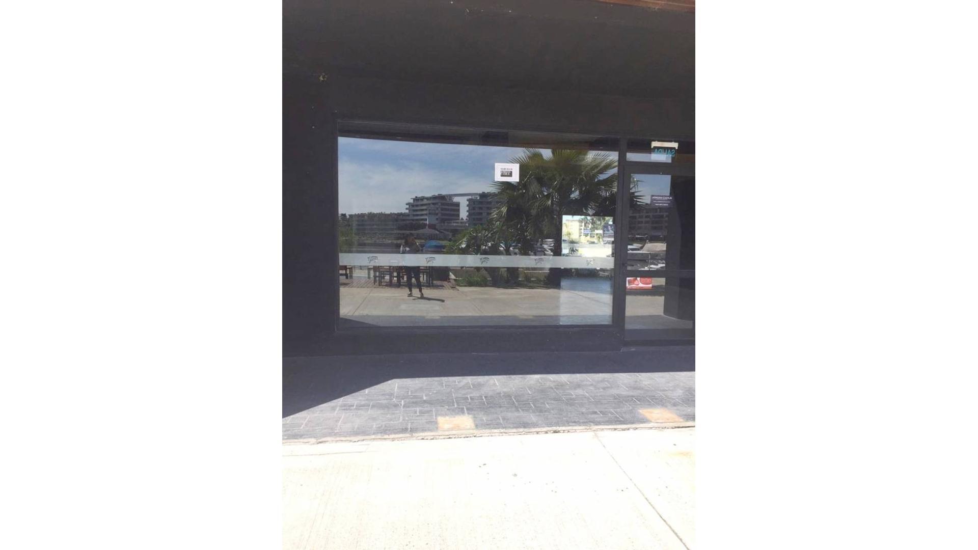 Avenida Del Puerto Jc433205 200