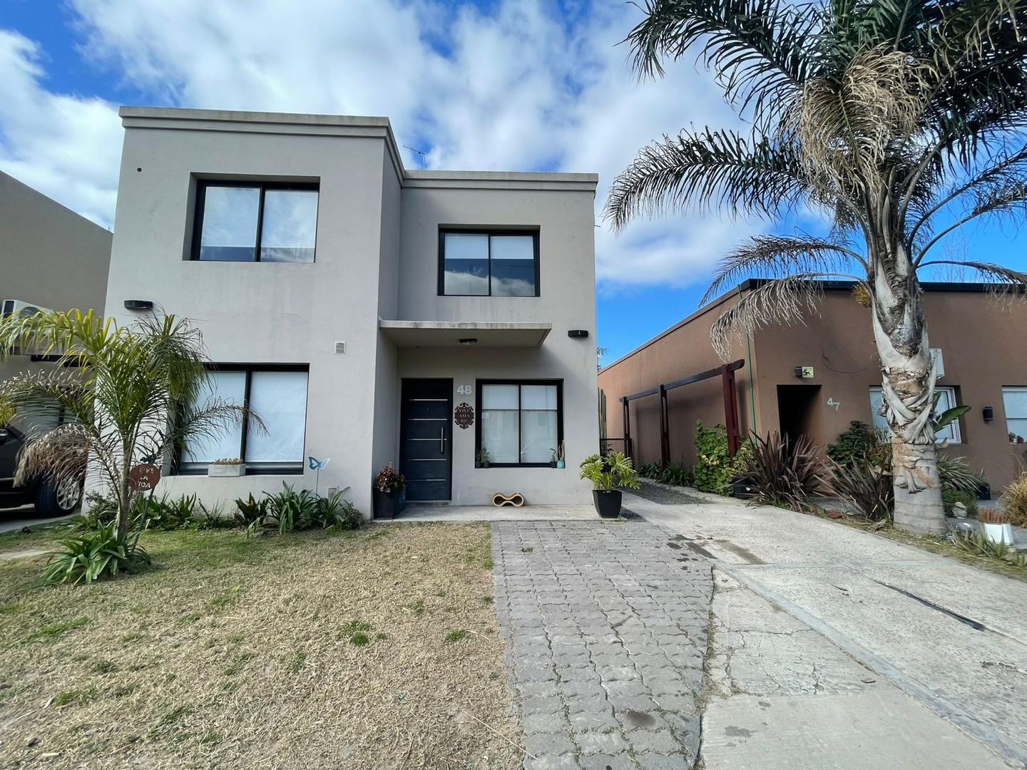 Venta casa minimalista en Haras Facundo 4 amb