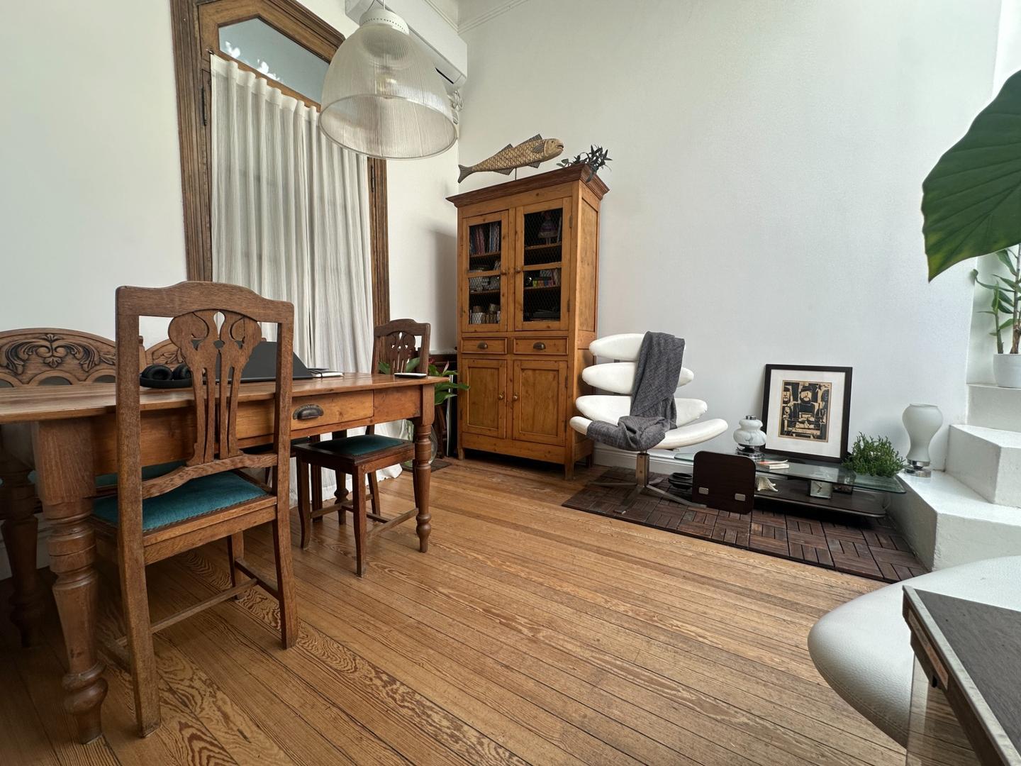 Casa 2 ambientes con 1 baño