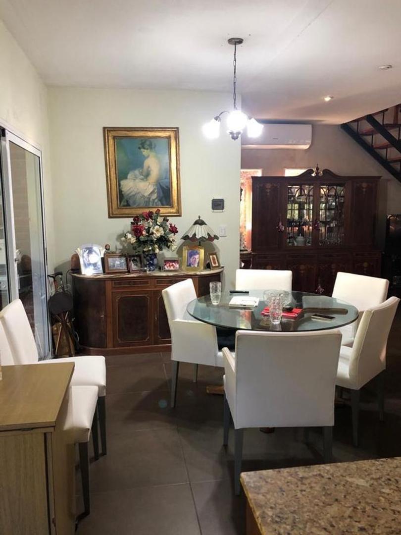 Casa en Venta en Francisco Alvarez, USD 240.000