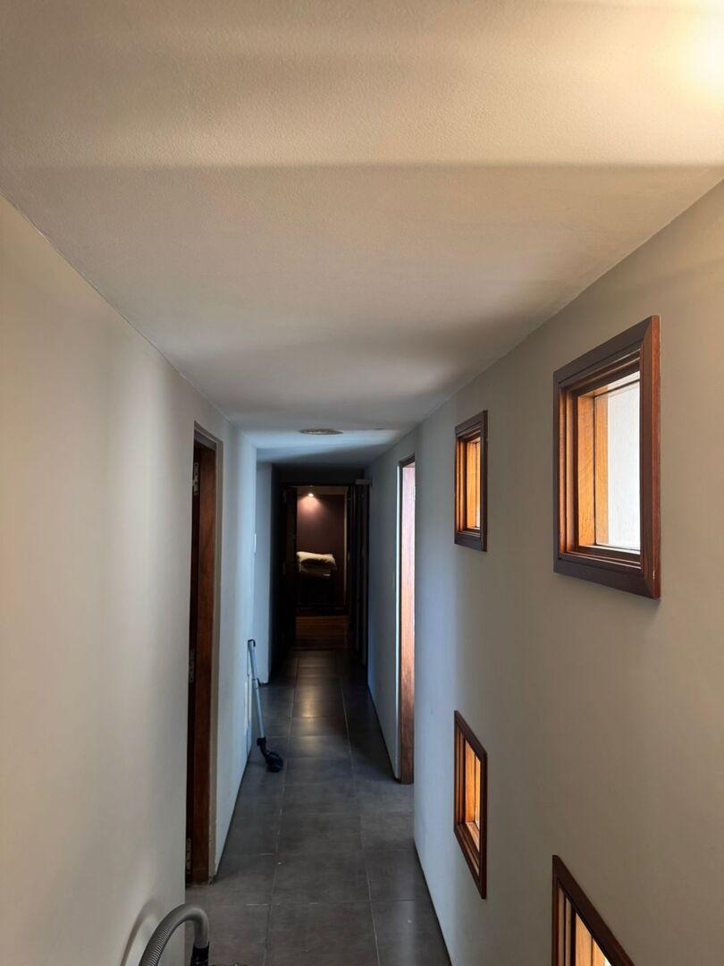 Casa en Alquiler con 1 cochera