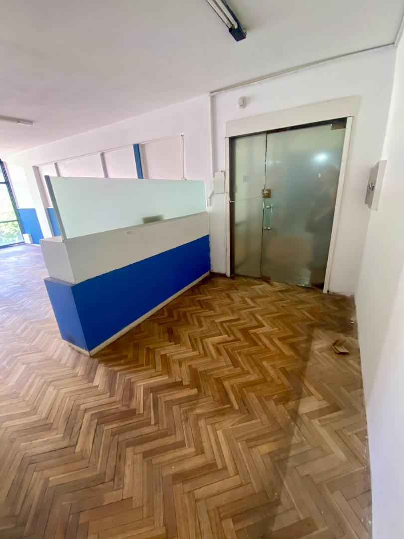 Oficina en Alquiler en Centro, $ 350.000