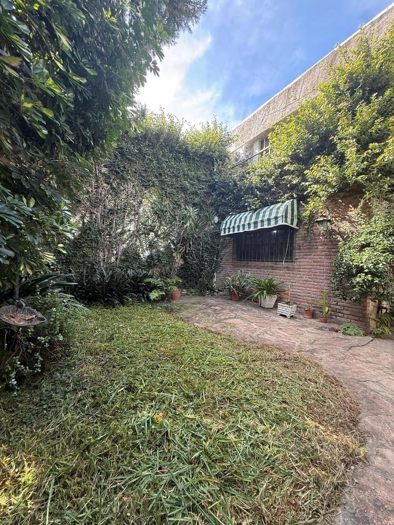 Casa en Villa Urquiza Lote Propio Zona Residencial