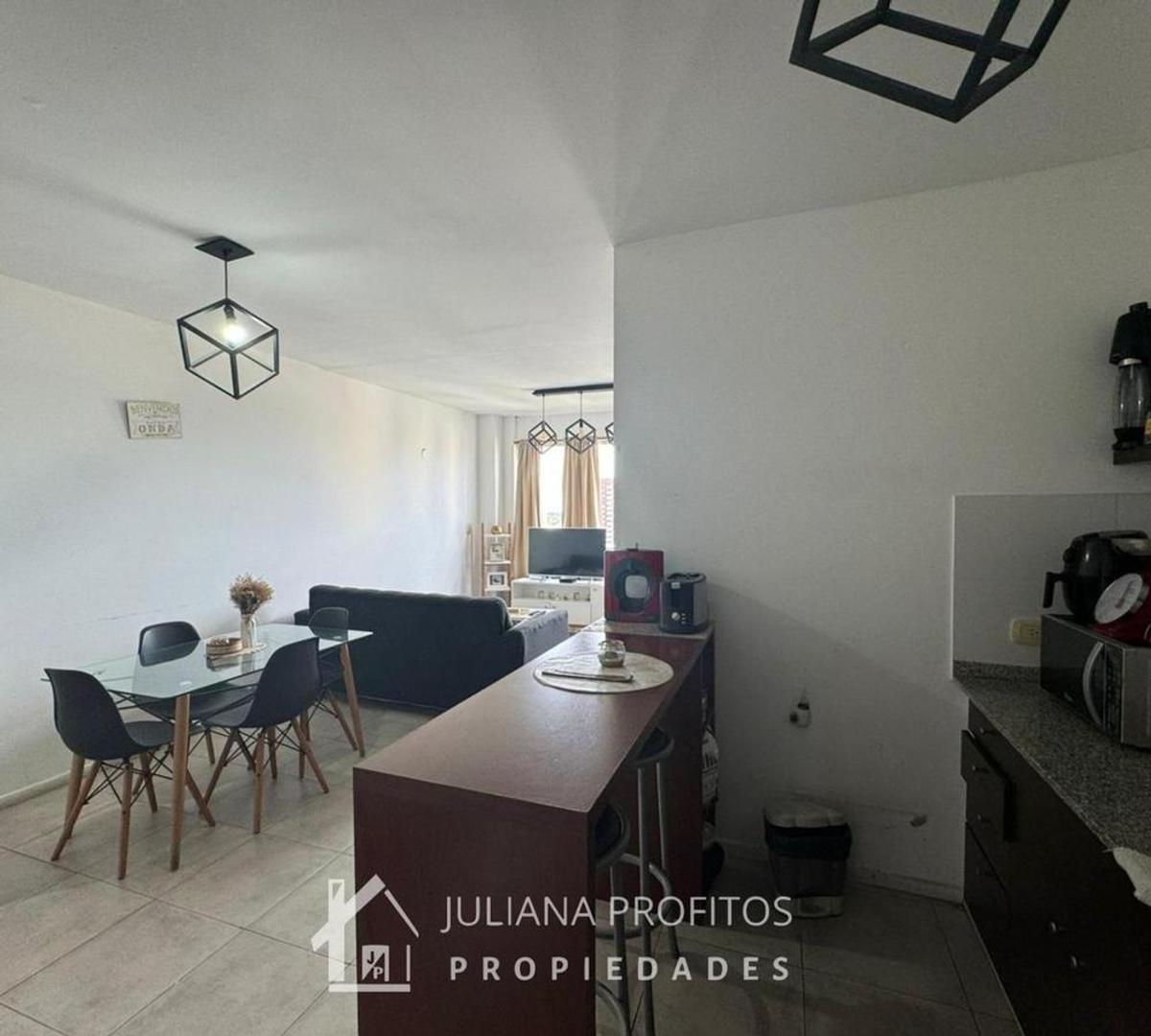 Departamento 3 ambientes con 2 baños