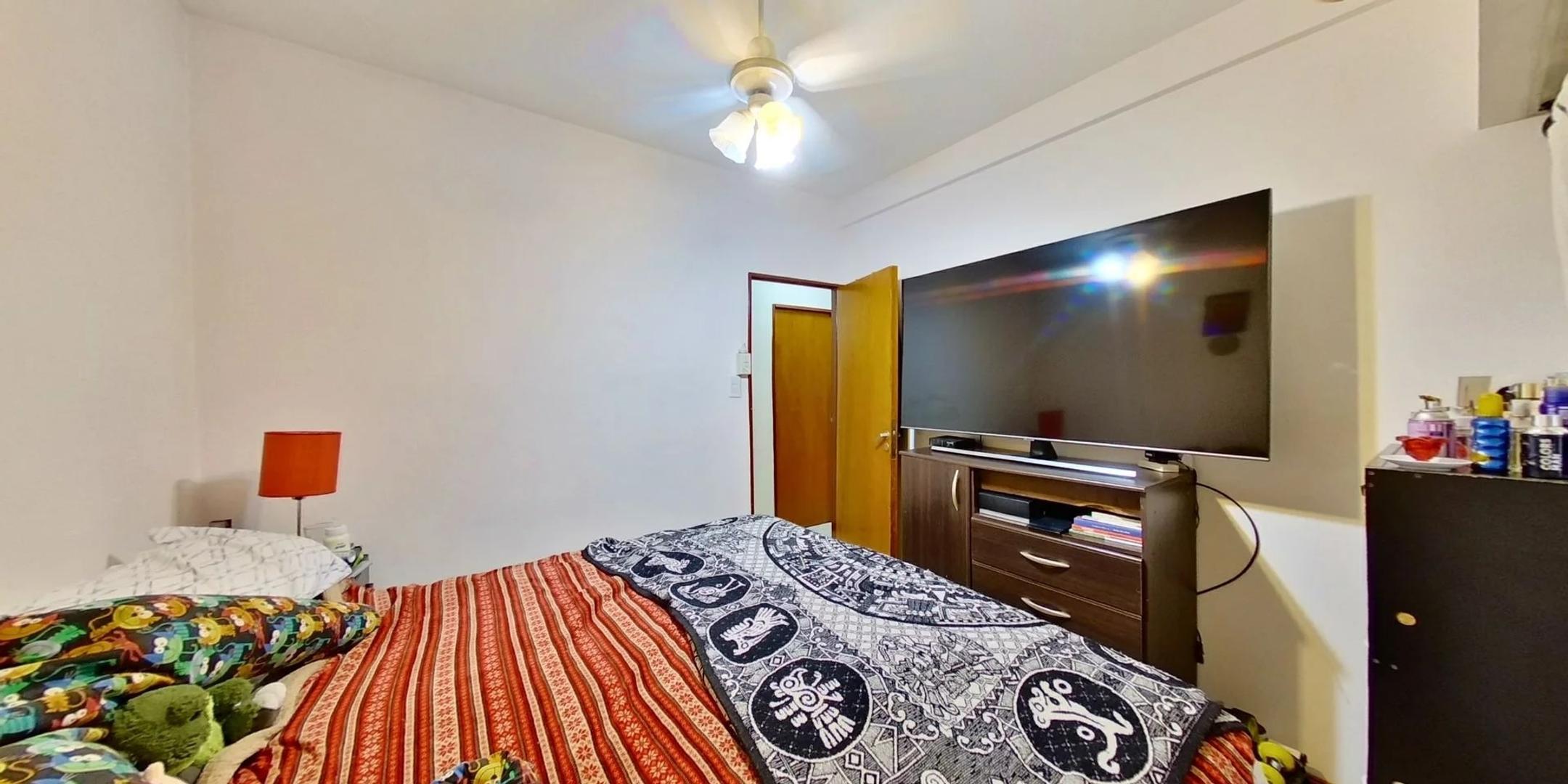 Semipiso de 3 Amb + Escritorio + Patio