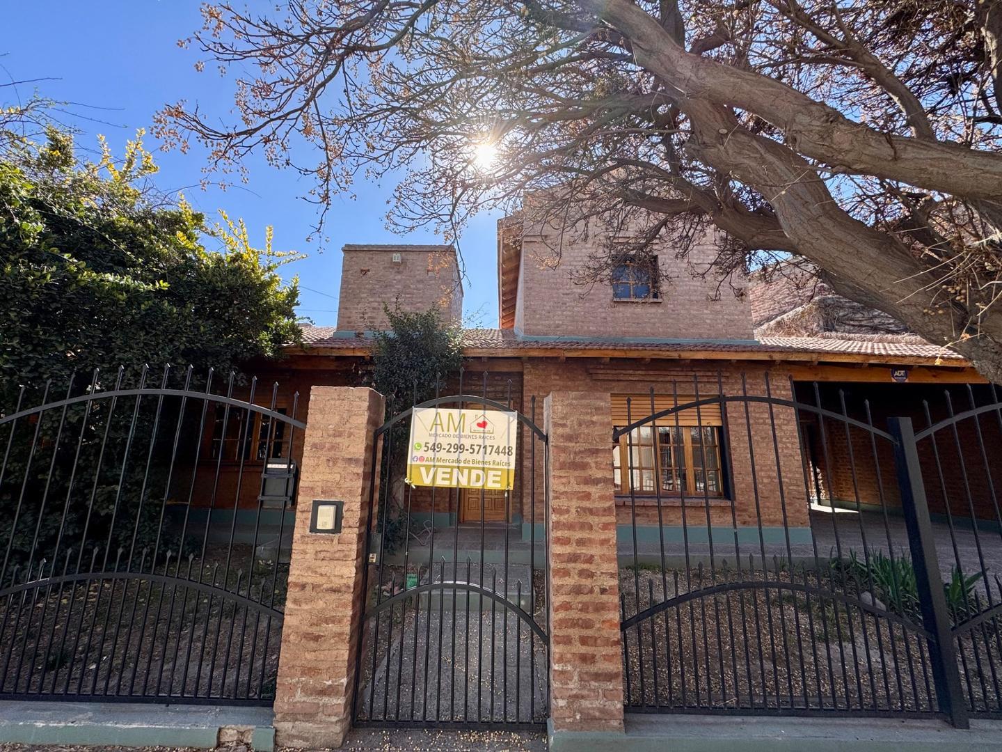 VENTA CASA 3 D BARRIO El MANZANAR CIPOLLETTI