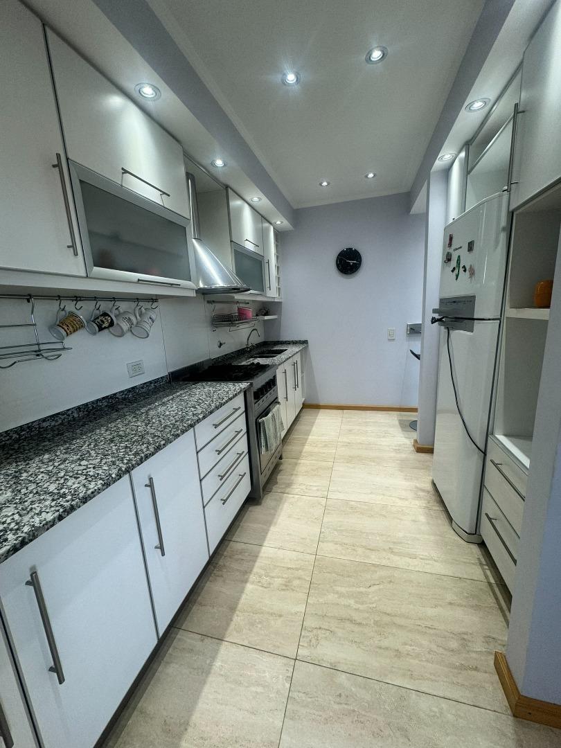 Casa en Venta en Luis Guillon, USD 290.000