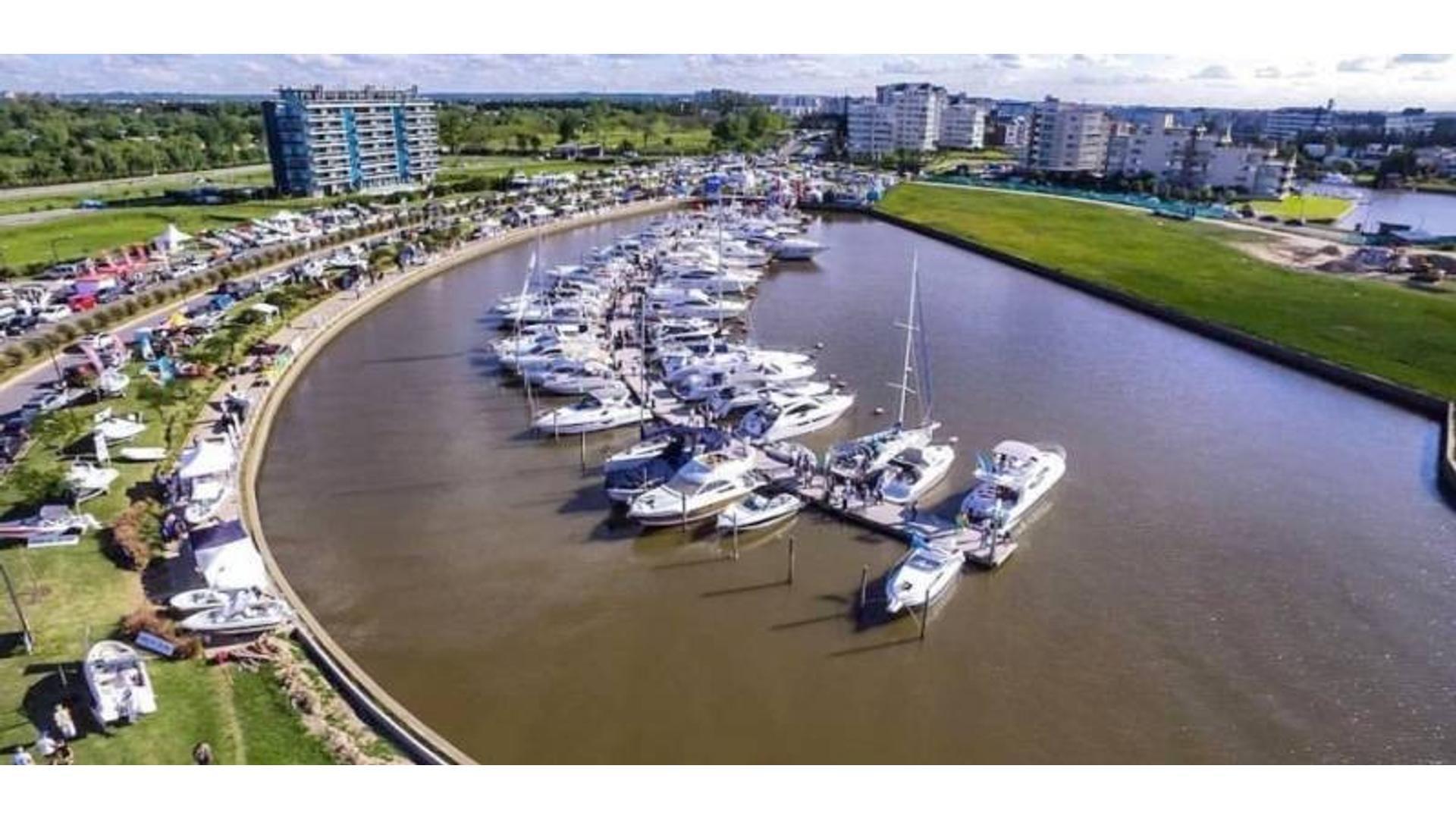 Departamento 2 ambientes con 2 baños