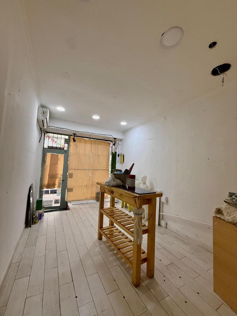 Local en Alquiler en Lomas De Zamora, $ 970.000