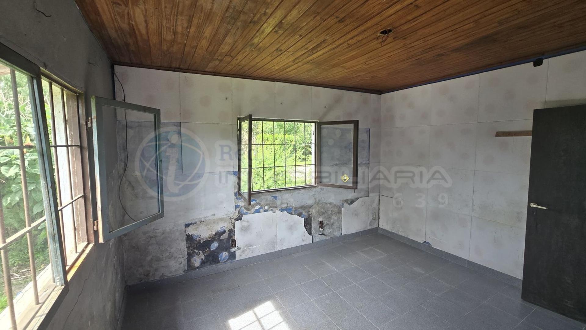 Casa 3 ambientes con 1 baño