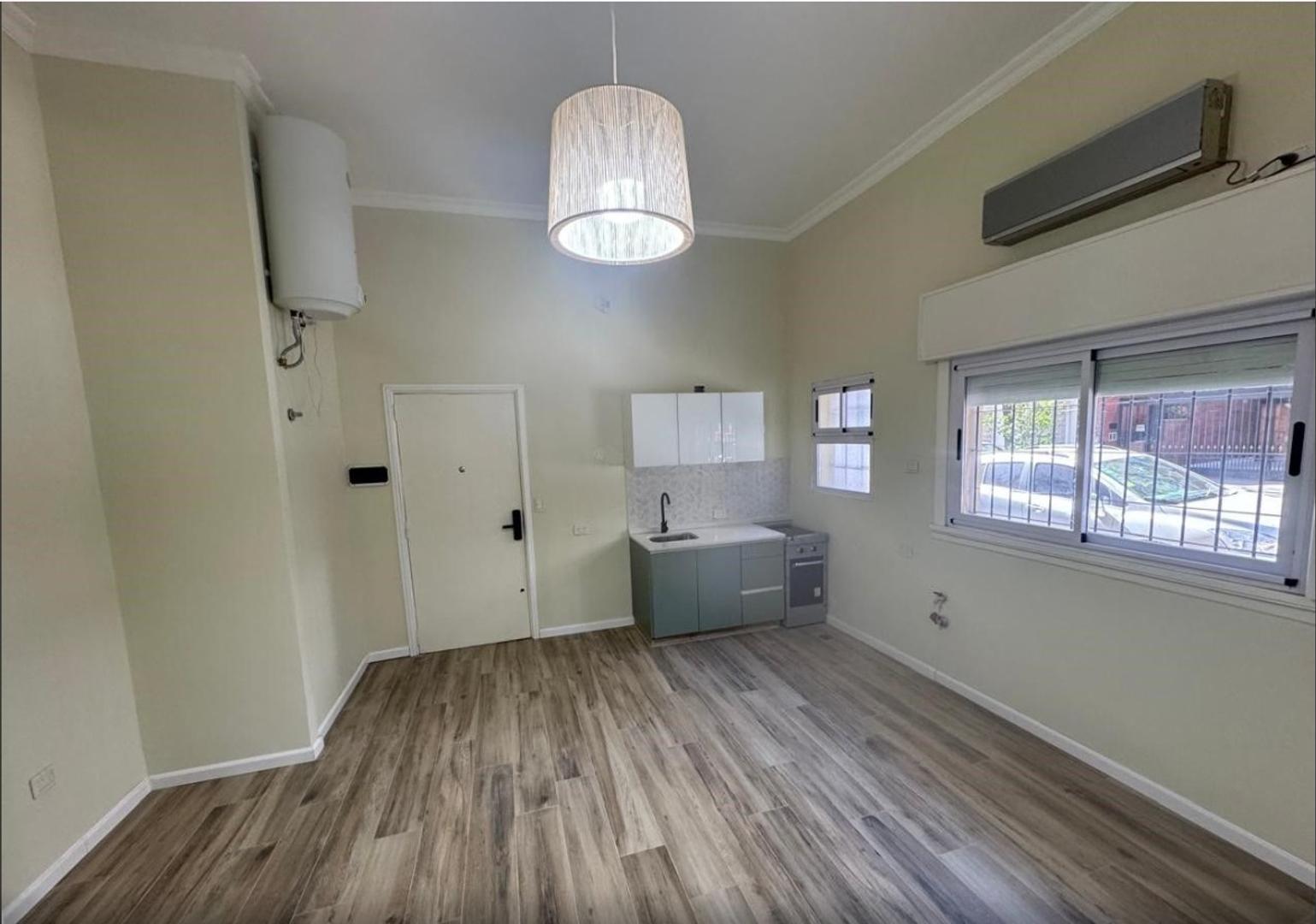 Depto Tipo Casa en Venta de 2 ambientes