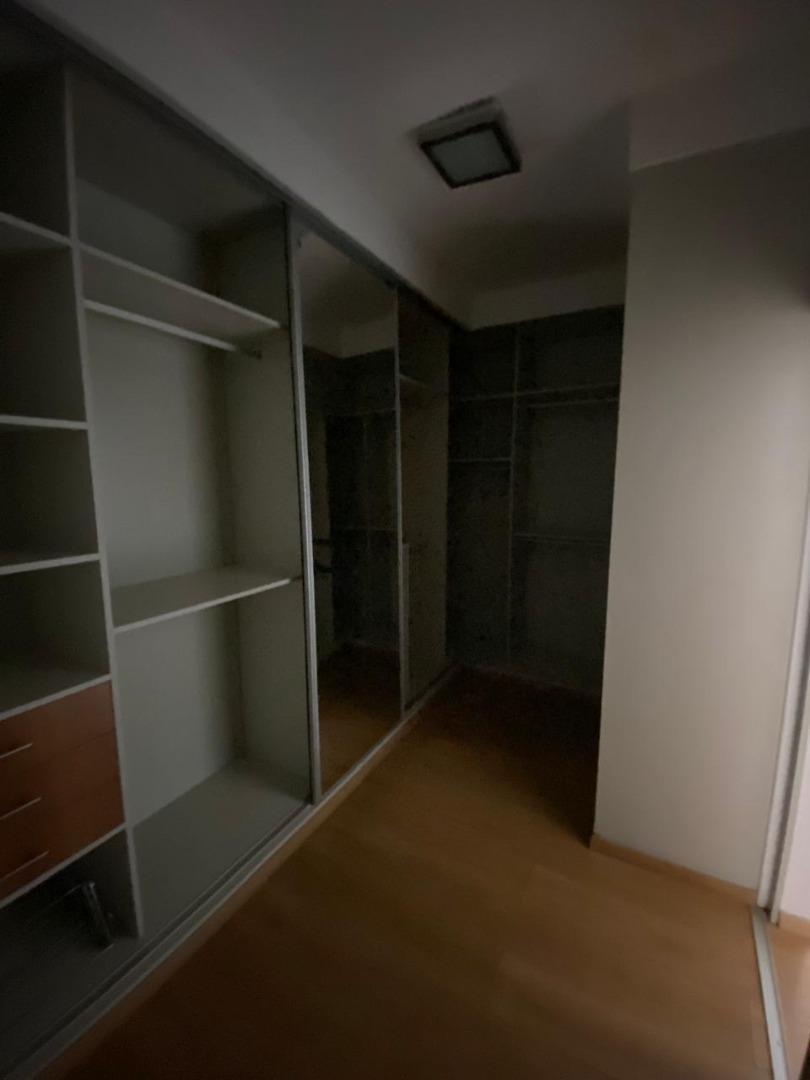 Departamento en Venta de 6 ambientes