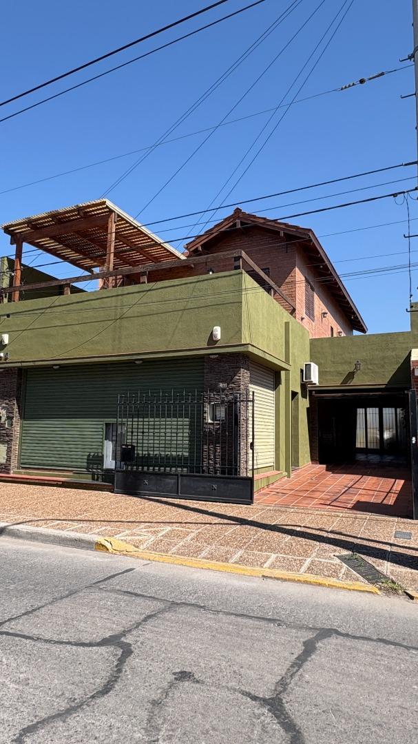 CASA Y LOCAL EN VENTA