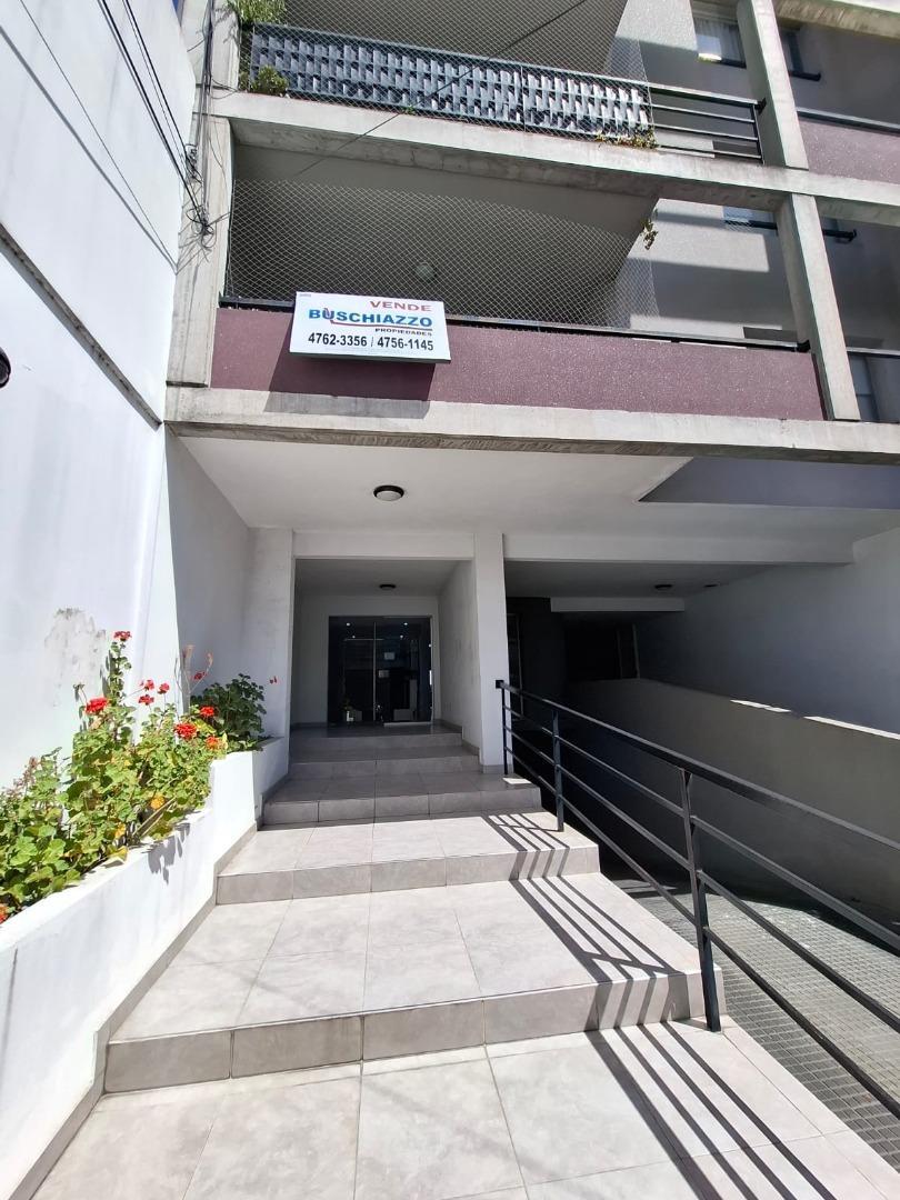 Belgrano 2400, Piso 1