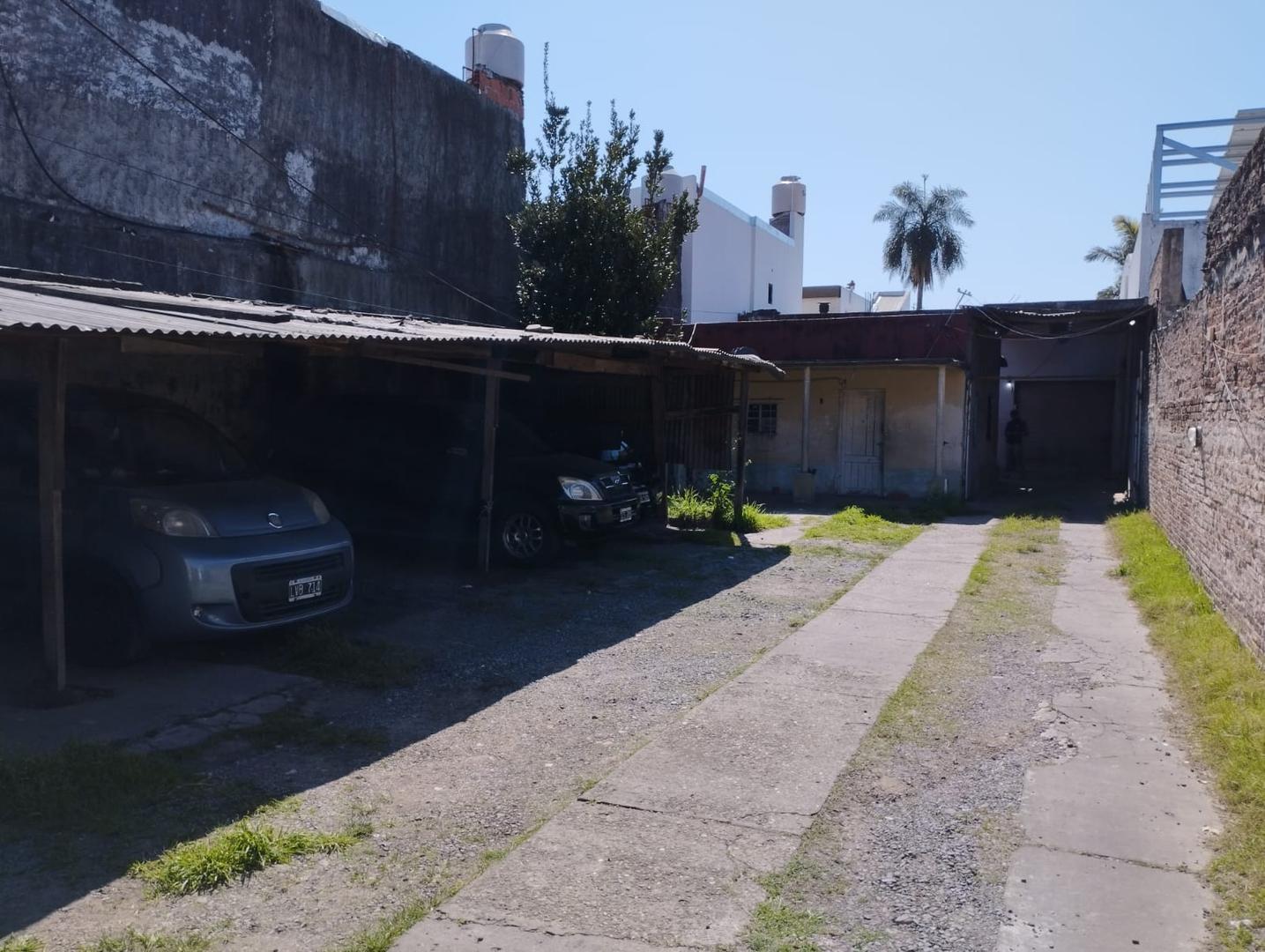 TERRENO 400 M2 CON GALPON EN LOSA DE 100M2