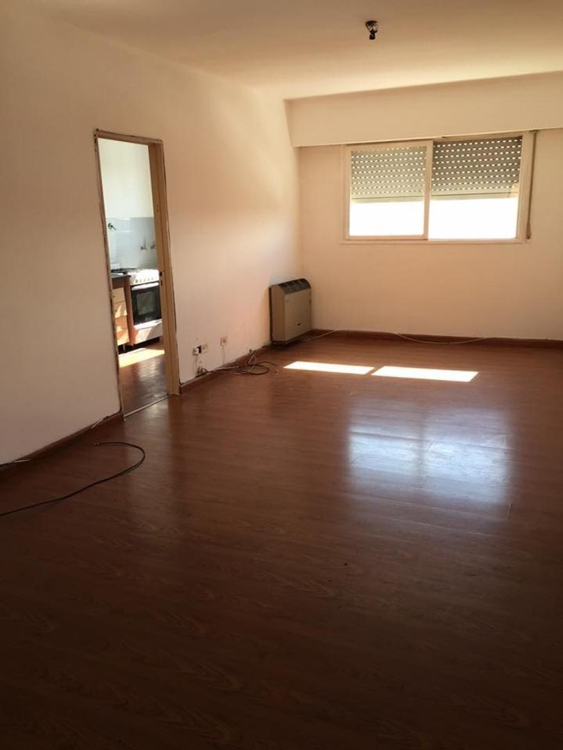 VENTA DPTO DOS DORM 56 Y 9