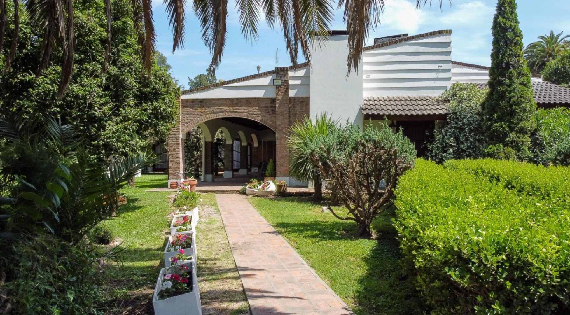 Venta casa quinta con salón de eventos en Gral Rodriguez
