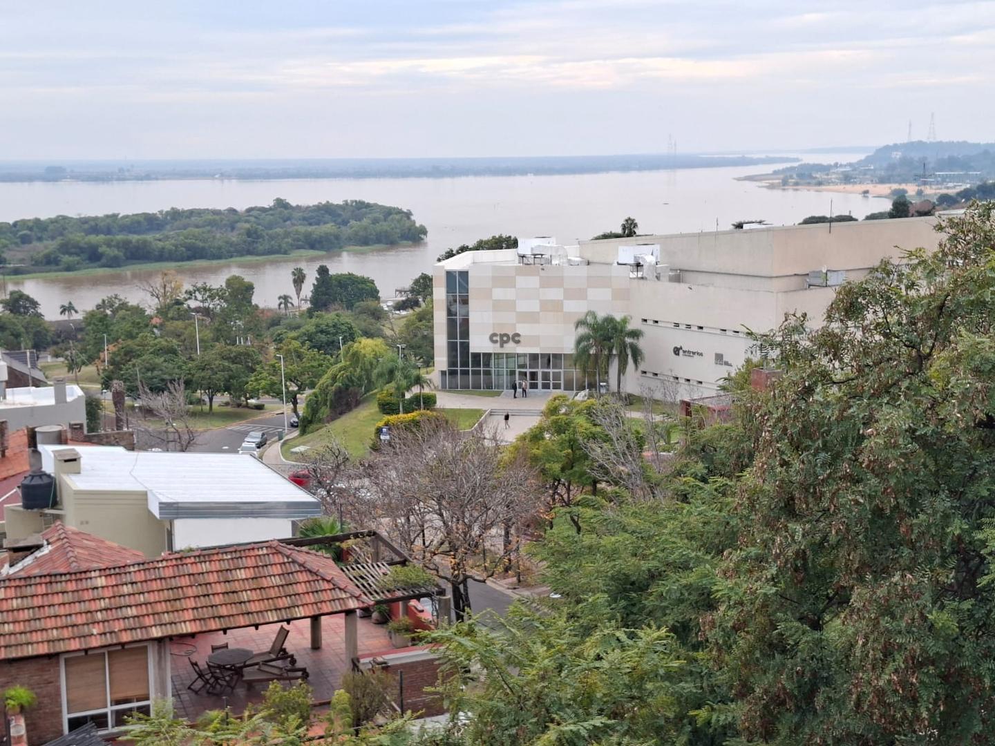 av.Bartolome mitre 114