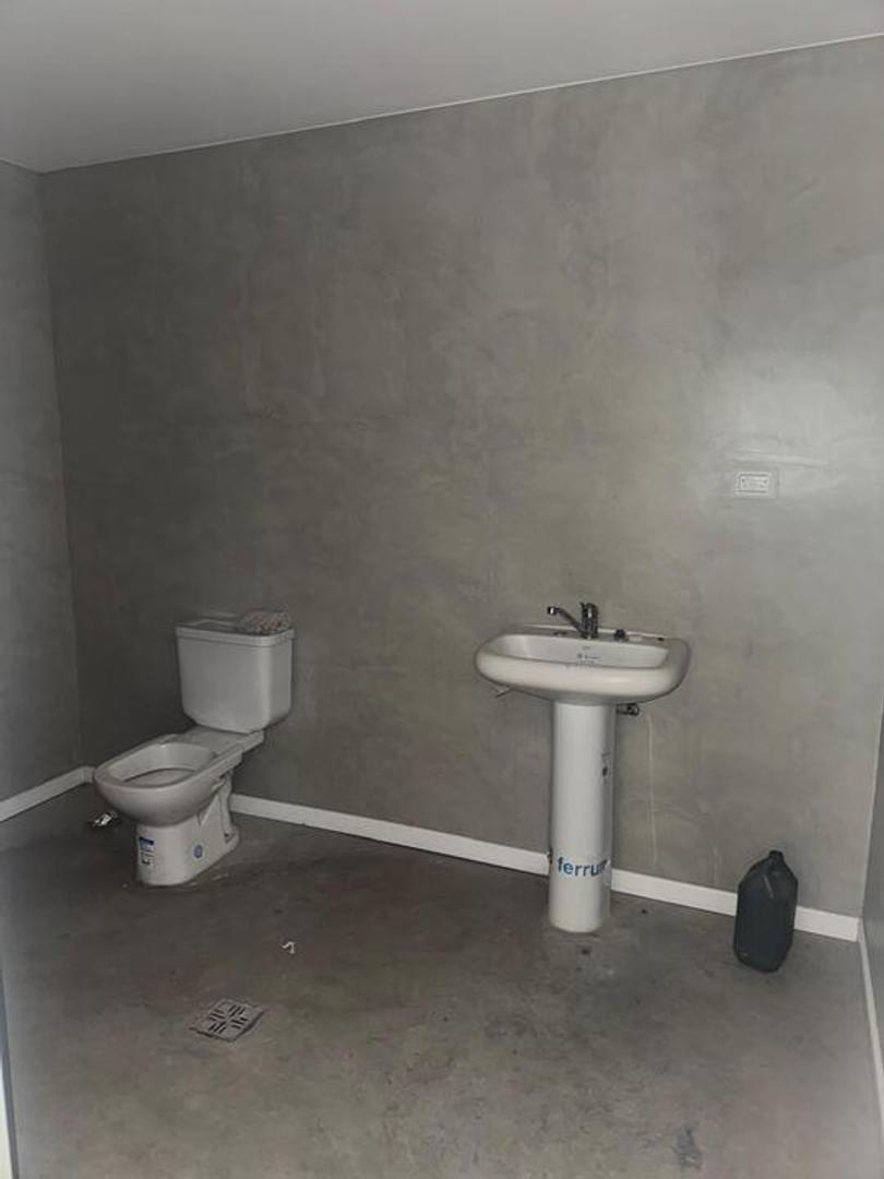 Galpon en Alquiler 1.000  mts Frente