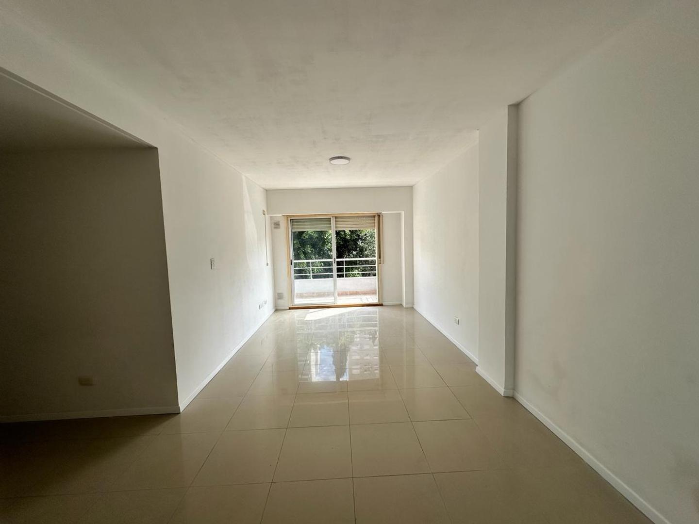 Depto 3 ambientes amplio 