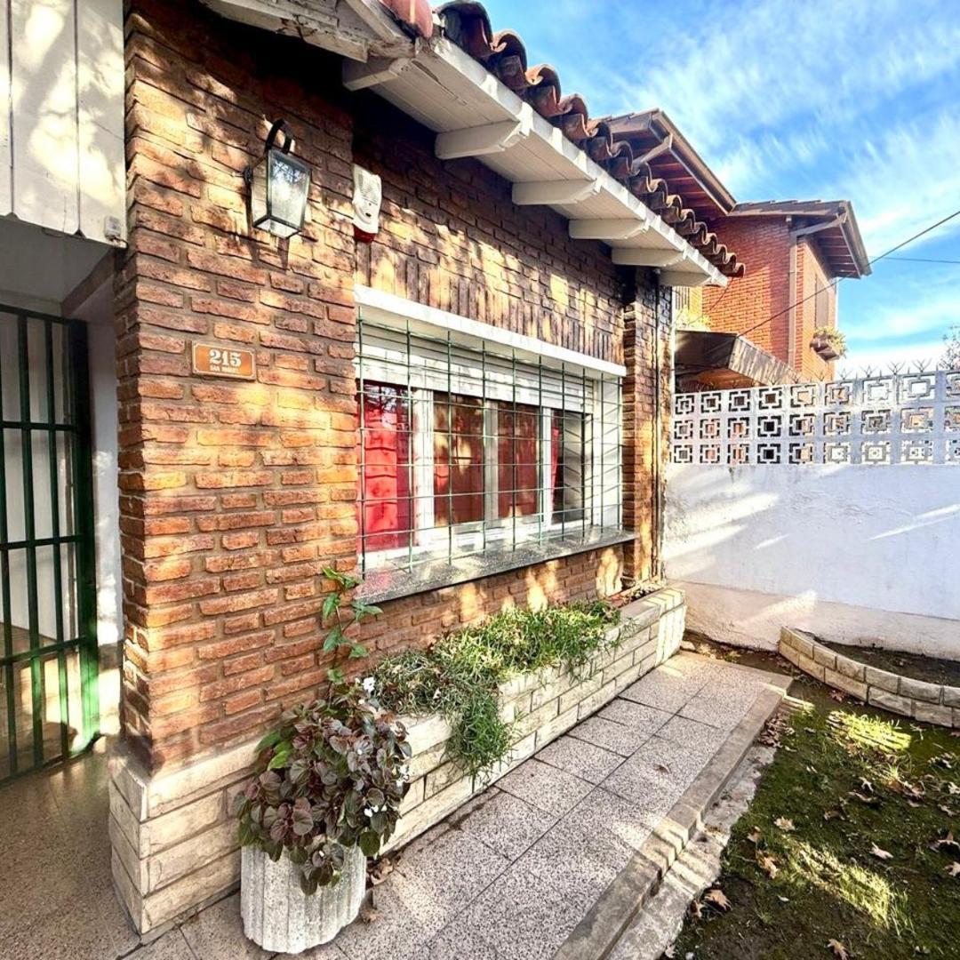 CASA 3 AMB CON COCHERA-