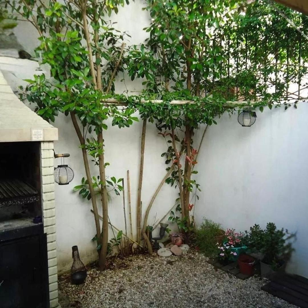 Depto Tipo Casa en Venta en Munro-Este, USD 165.000