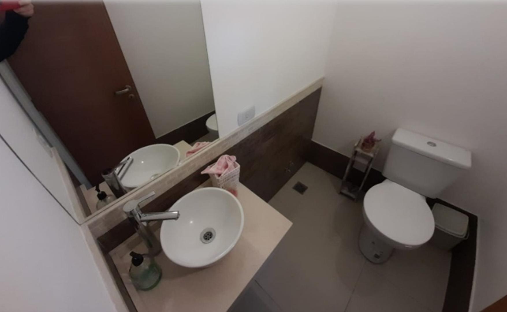 Departamento 2 ambientes con 2 baños