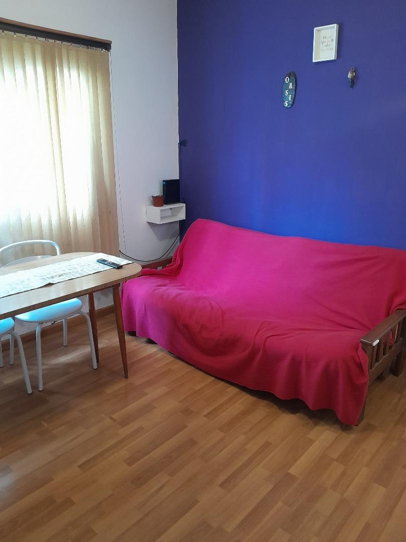 Falucho 1600, Piso 5