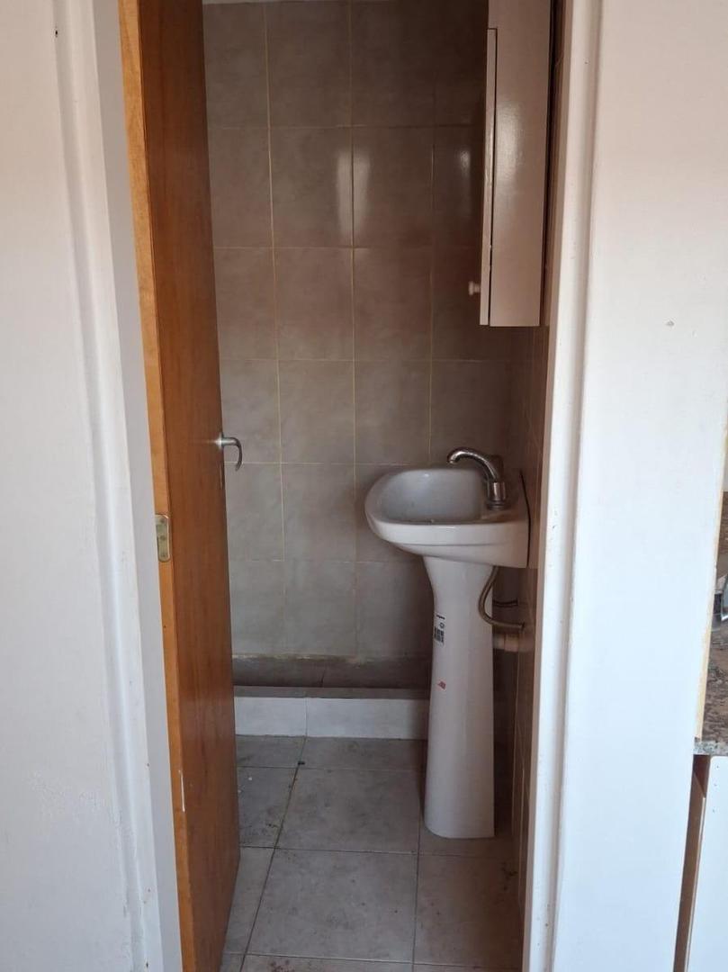 Departamento en Alquiler en Los Polvorines, $ 300.000