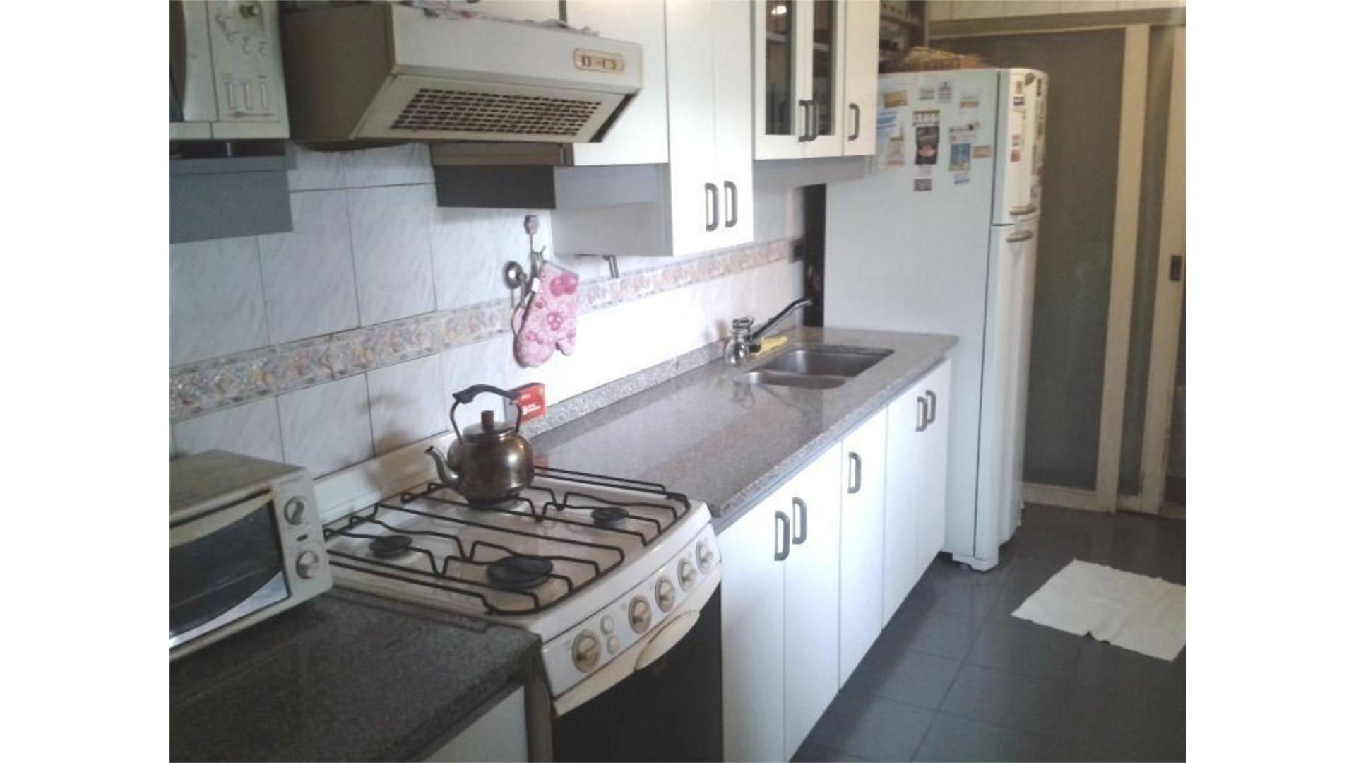 Casa en Venta en Avellaneda, USD 165.000