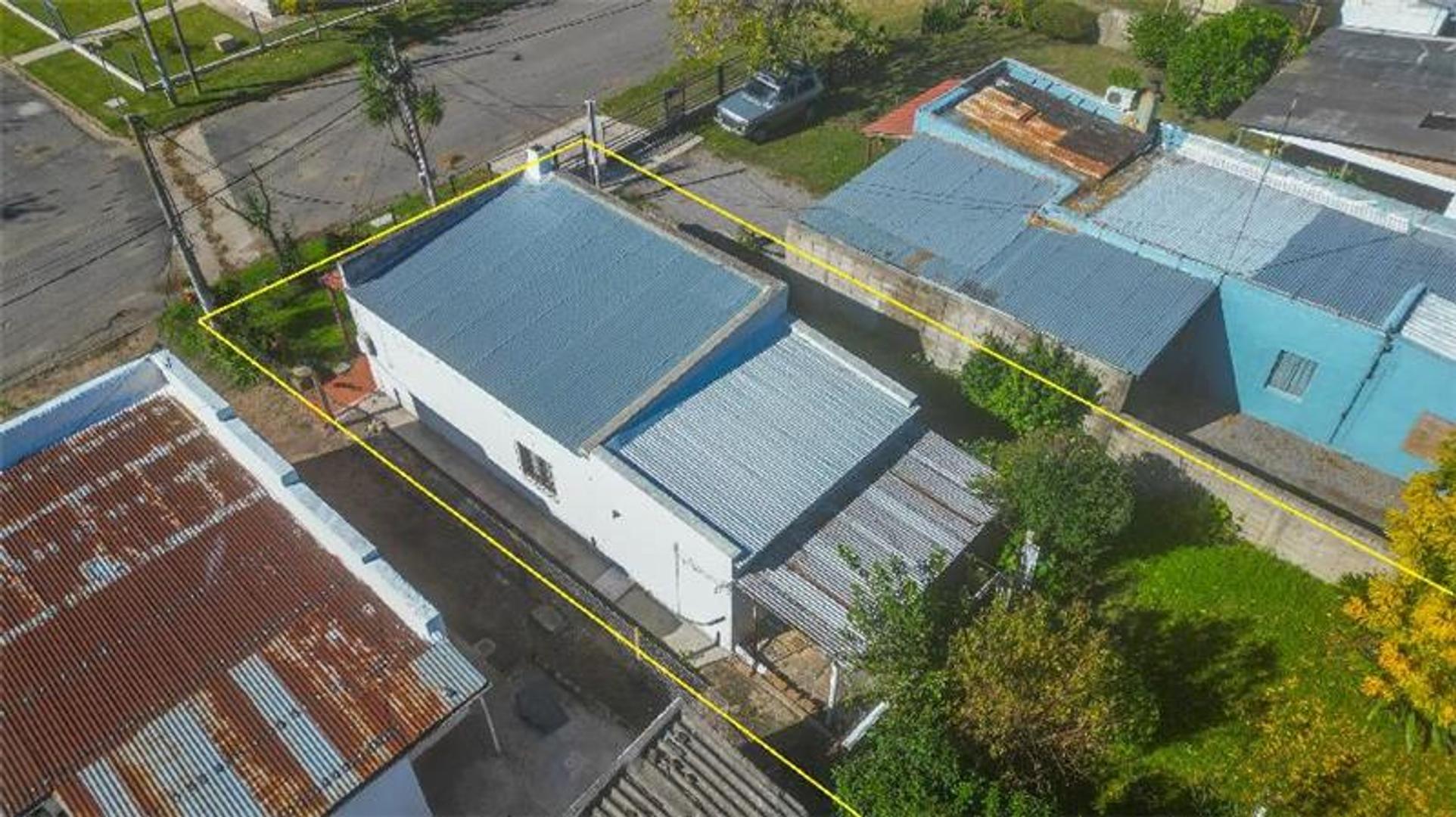 Dos Viviendas con potencial- Rafael Peraza