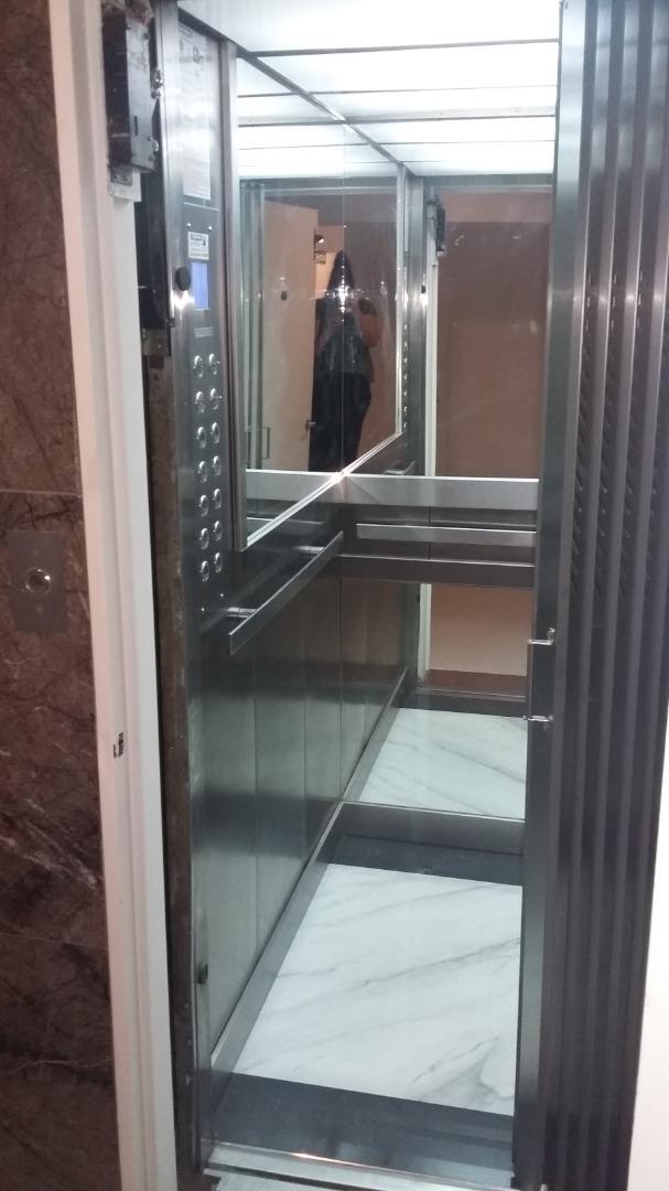 Centro Av. Colón 100 OFICINA Categ. baño propio/c/renta