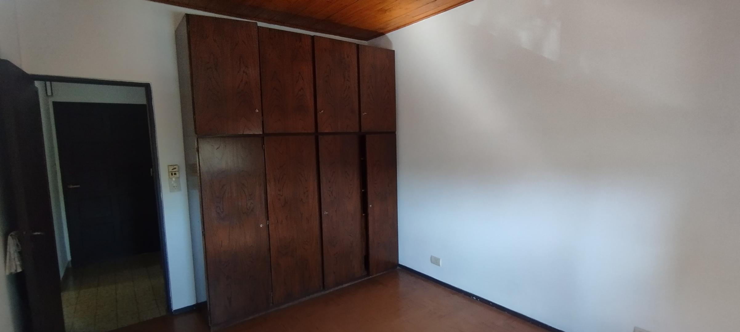 DEPARTAMENTO CUATRO AMBIENTES EN PRIMER PISO