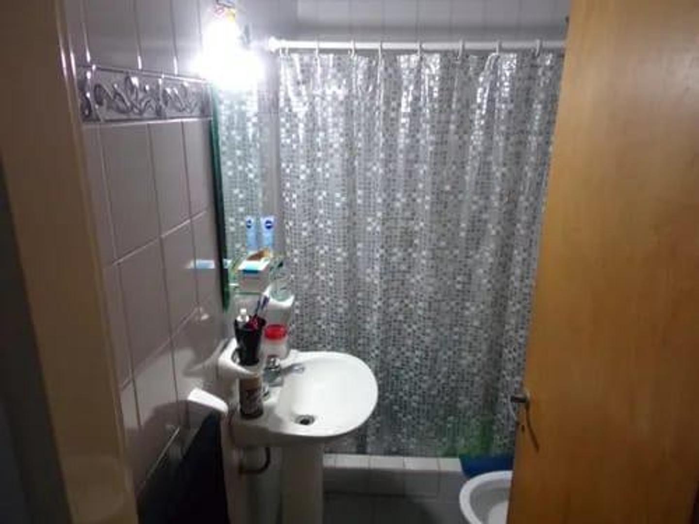 Almafuerte 800, Piso 2