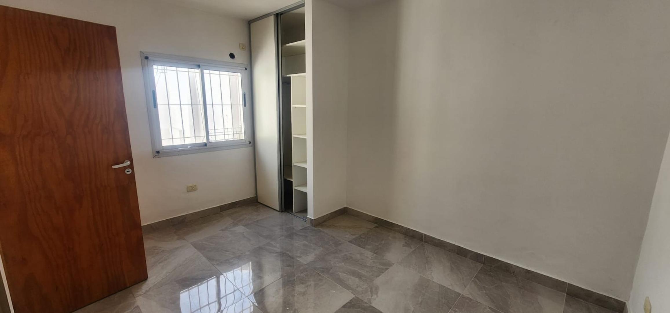 Fernan Felix De Amador 3800