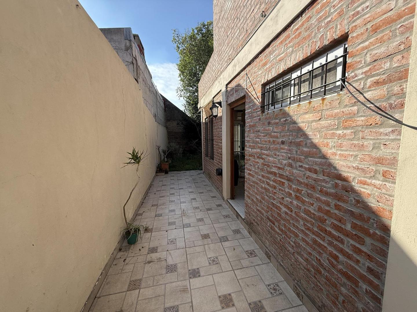 Almte Cordero al 4100