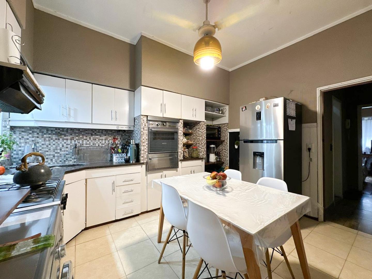 LOCAL Y CASA A LA VENTA