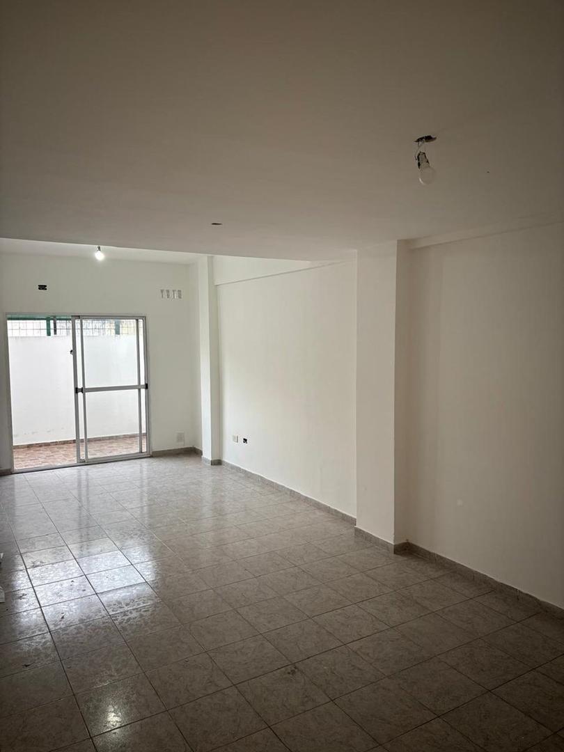 Venta depto tipo PH 3 amb con cochera Villa Bosch
